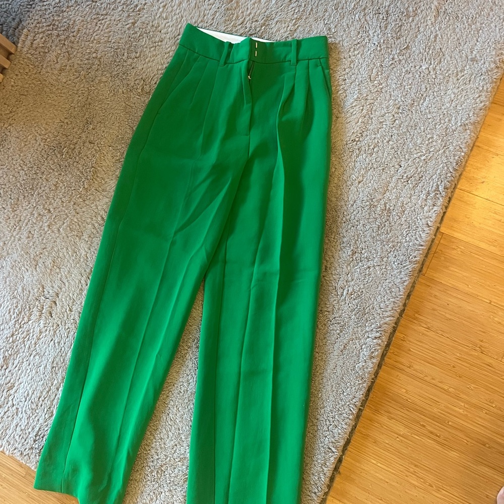 Aritzia effortless pants